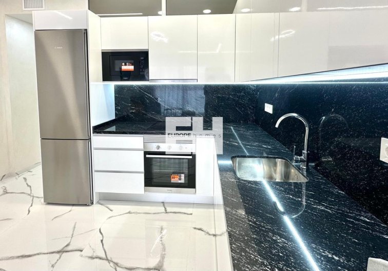 Segunda mano - Apartamento  - Torrevieja - Playa del Cura