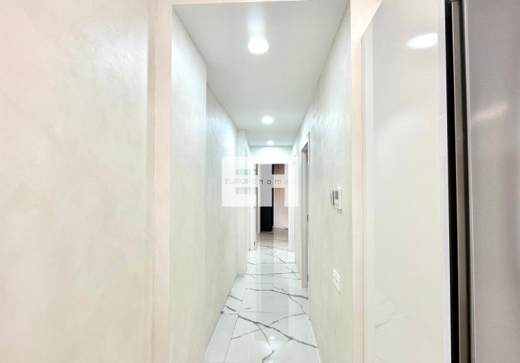 Segunda mano - Apartamento  - Torrevieja - Playa del Cura