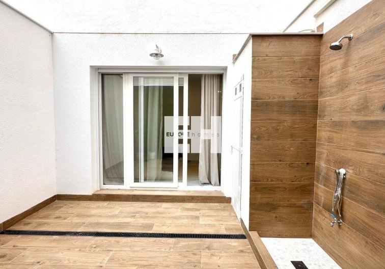 Segunda mano - Apartamento  - Torrevieja - Playa del Cura