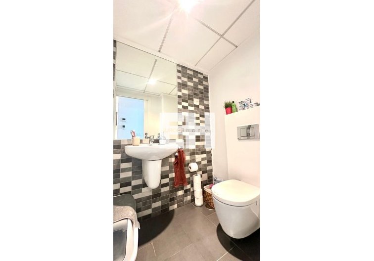 Segunda mano - town house - Torrevieja - Aguas Nuevas