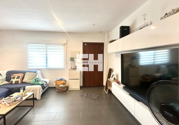 Segunda mano - town house - Torrevieja - Aguas Nuevas