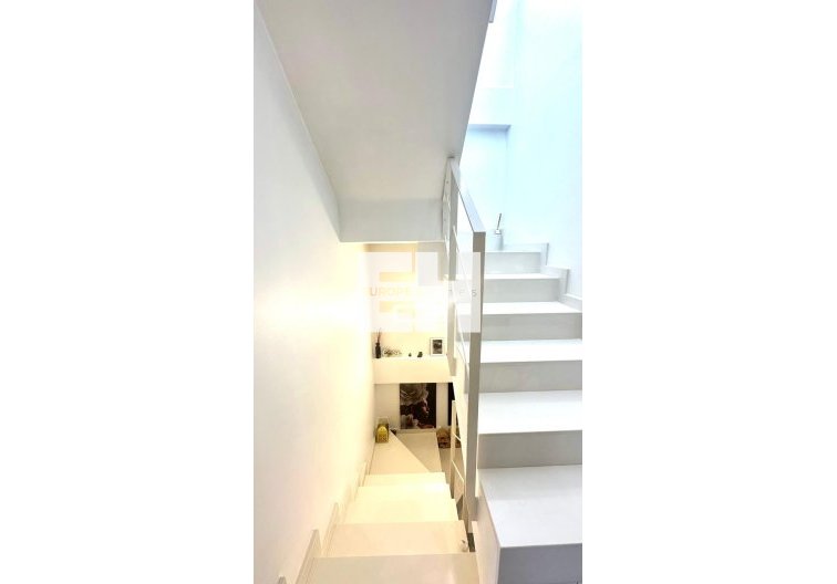 Segunda mano - town house - Torrevieja - Aguas Nuevas