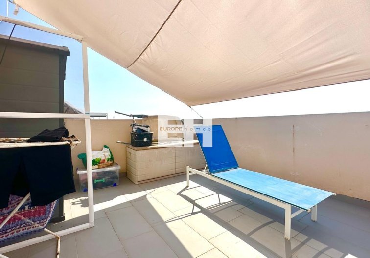 Segunda mano - town house - Torrevieja - Aguas Nuevas