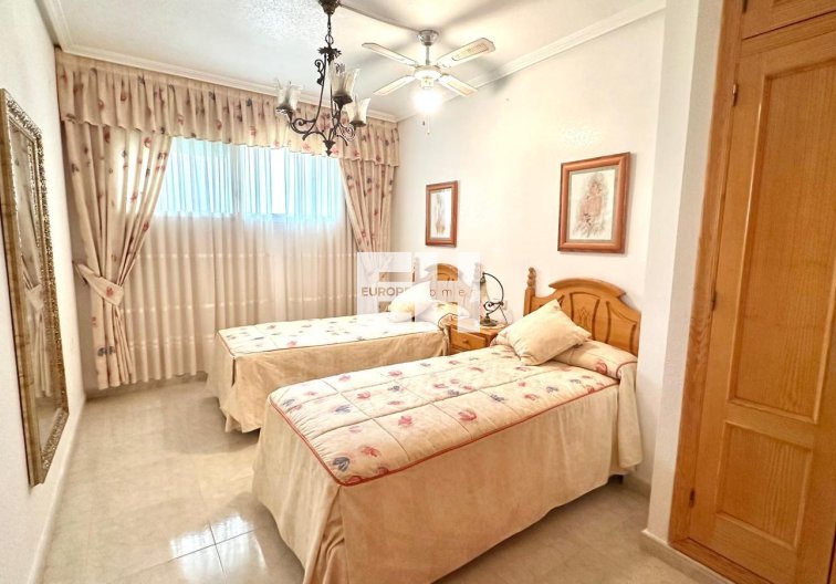 Segunda mano - Atico - Torrevieja - Centro