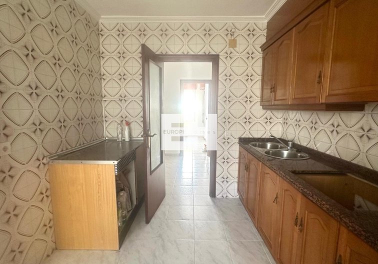 Segunda mano - Apartamento  - Torrevieja - Estacion De Autobuses