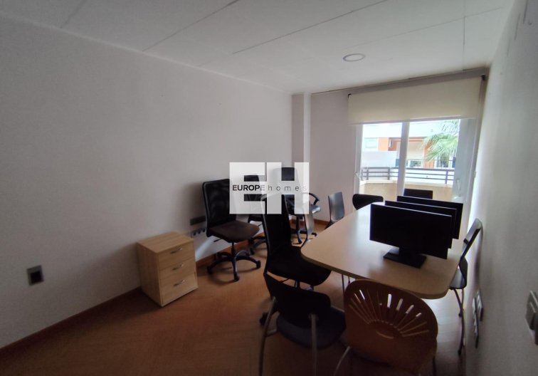 Segunda mano - Apartamento  - Torrevieja - Puerto