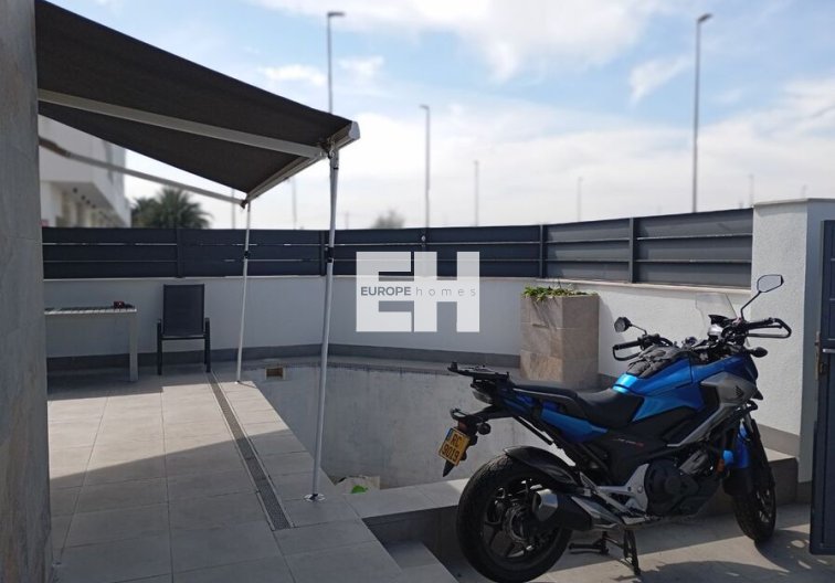 Revente - villa - Daya Vieja - Costa Blanca