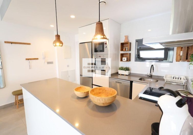 Segunda mano - Bungalow - Pilar de la Horadada - Costa Blanca