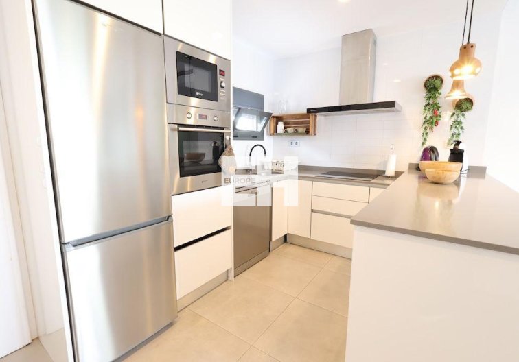 Segunda mano - Bungalow - Pilar de la Horadada - Costa Blanca