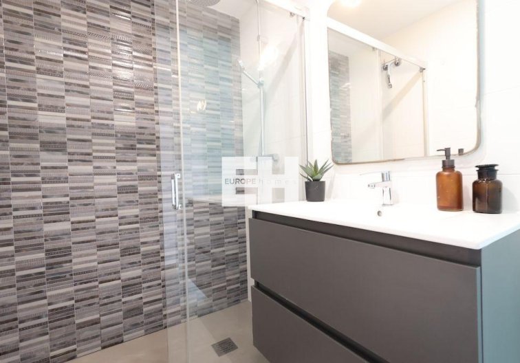 Segunda mano - Bungalow - Pilar de la Horadada - Costa Blanca