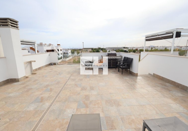 Segunda mano - Bungalow - Pilar de la Horadada - Costa Blanca