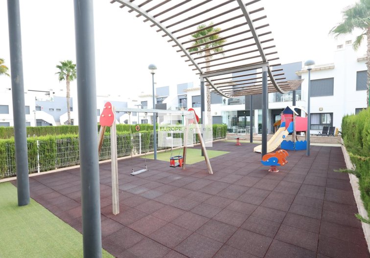 Segunda mano - Bungalow - Pilar de la Horadada - Costa Blanca