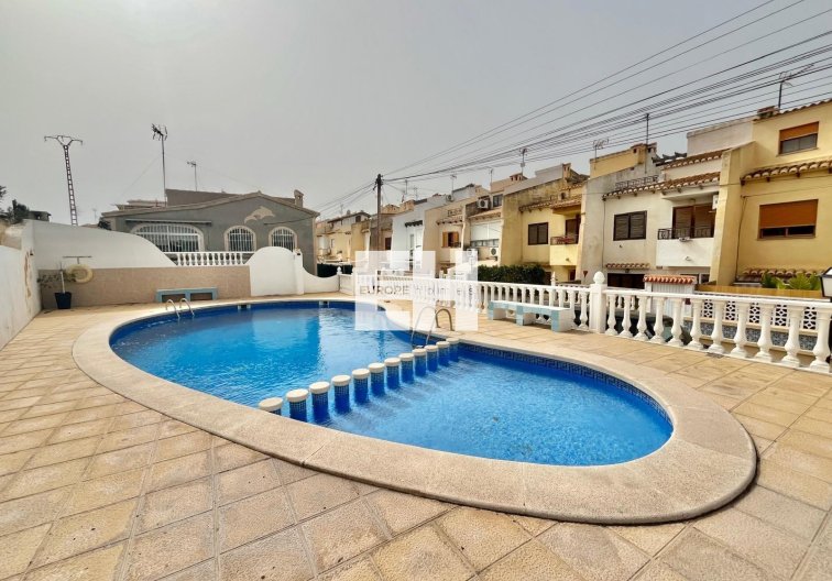 Segunda mano - villa - Torrevieja - Los Balcones - Los Altos Del Edén