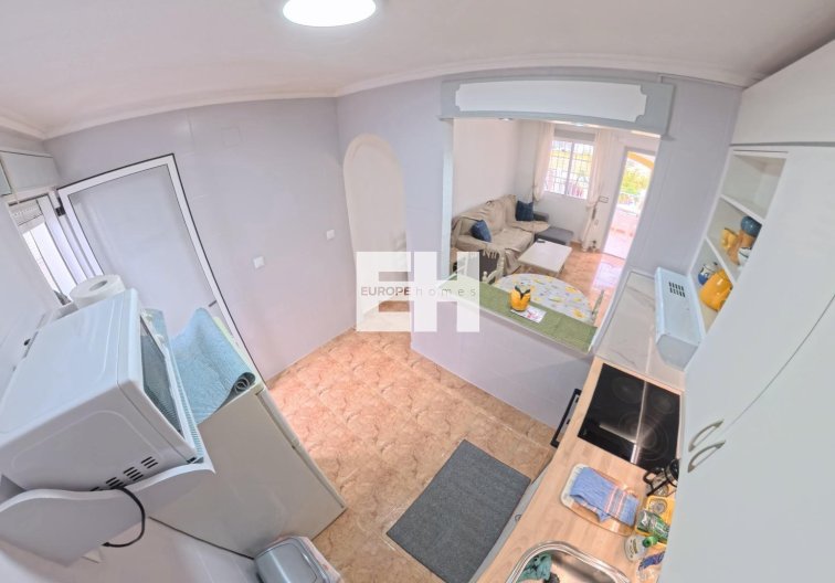 Segunda mano - Bungalow - Torrevieja - El Limonar