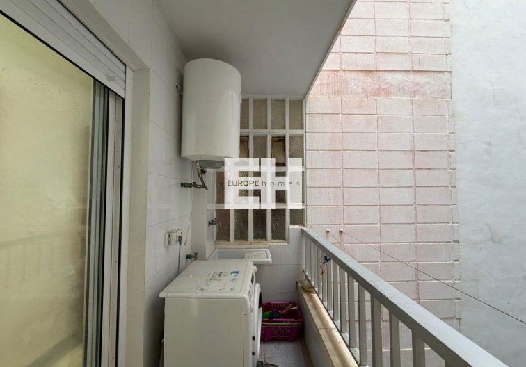 Segunda mano - Apartamento  - Torrevieja - Playa de los Locos