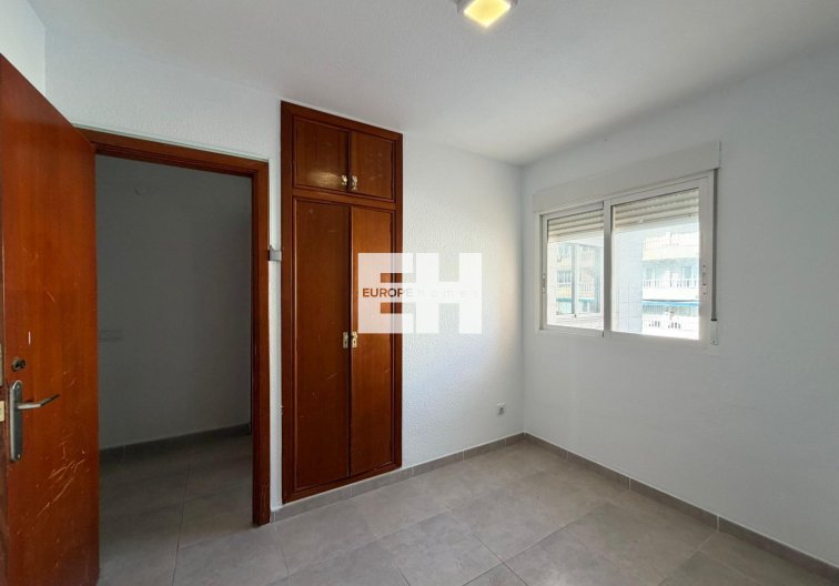 Segunda mano - Apartamento  - Torrevieja - Playa de los Locos