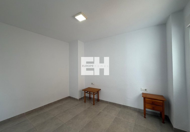 Segunda mano - Apartamento  - Torrevieja - Playa de los Locos