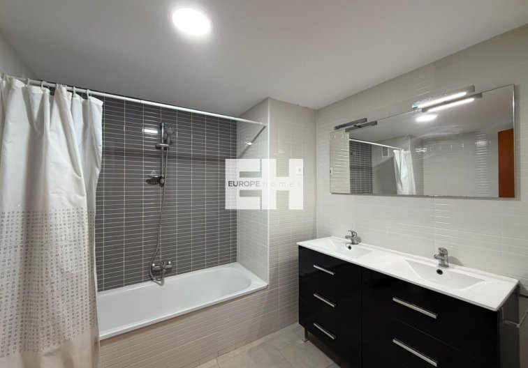 Segunda mano - Apartamento  - Torrevieja - Playa de los Locos