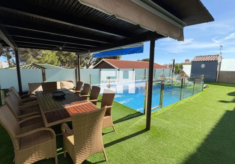 Segunda mano - villa - Orihuela Costa - Costa Blanca