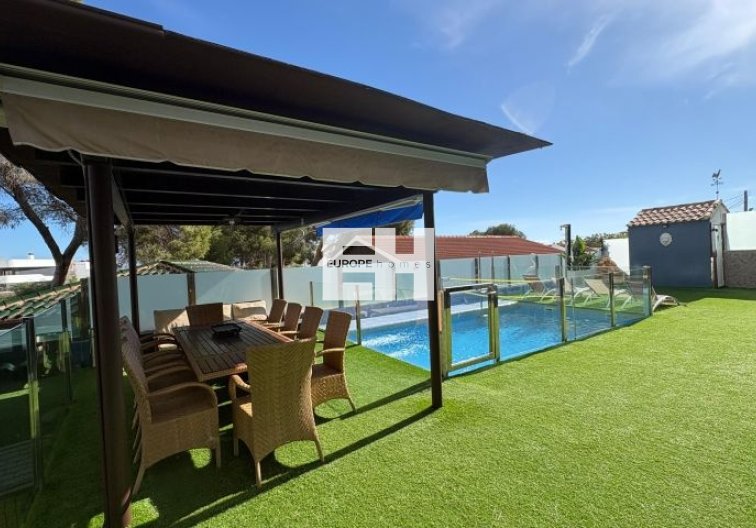 Segunda mano - villa - Orihuela Costa - Costa Blanca