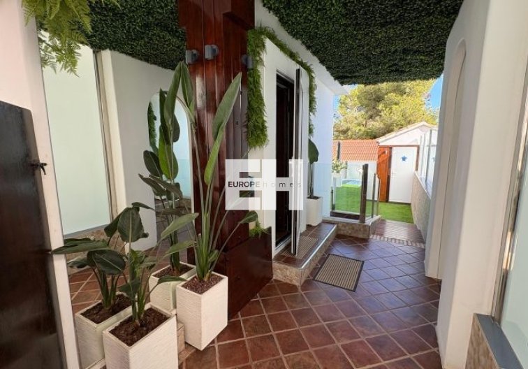 Segunda mano - villa - Orihuela Costa - Costa Blanca