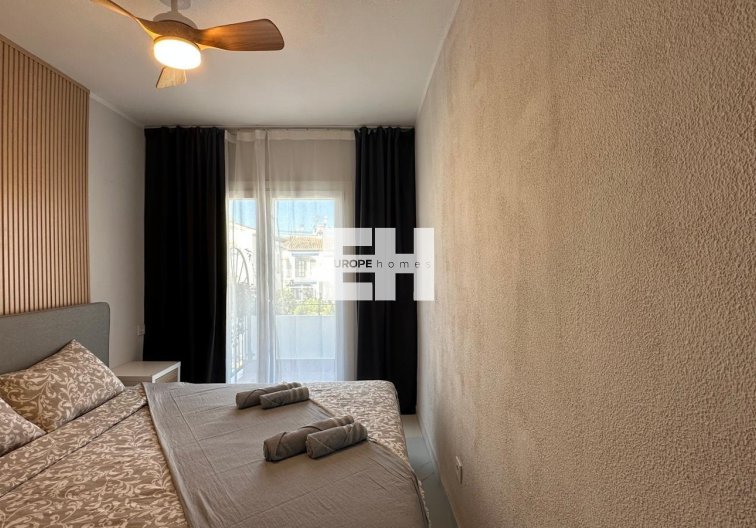 Segunda mano - Bungalow - Torrevieja - Los Balcones 