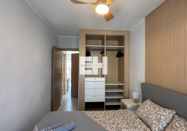 Segunda mano - Bungalow - Torrevieja - Los Balcones 