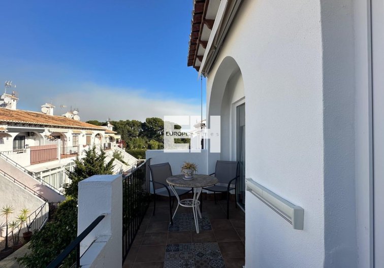 Segunda mano - Bungalow - Torrevieja - Los Balcones 