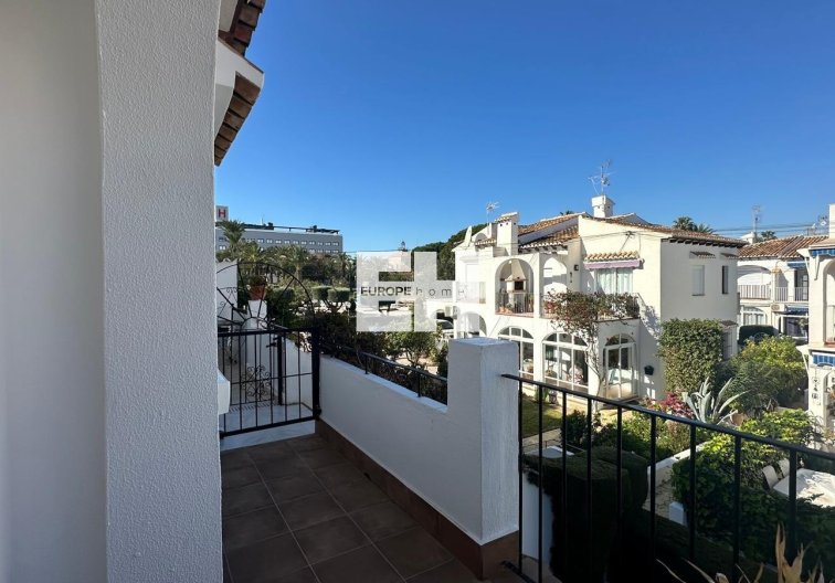 Segunda mano - Bungalow - Torrevieja - Los Balcones 