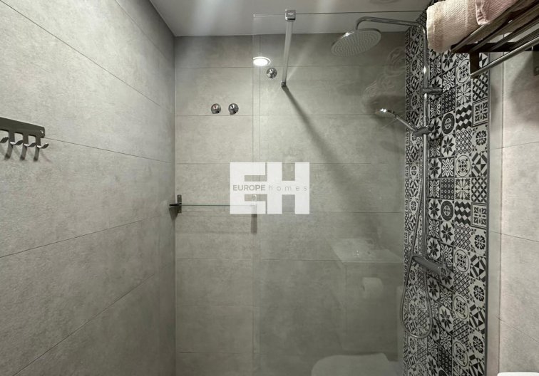 Segunda mano - Bungalow - Torrevieja - Los Balcones - Los Altos Del Edén