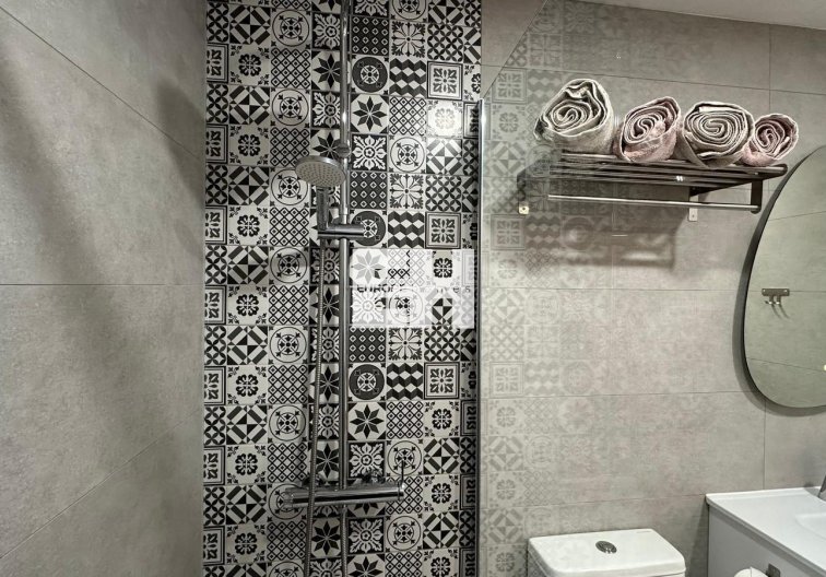 Segunda mano - Bungalow - Torrevieja - Los Balcones - Los Altos Del Edén