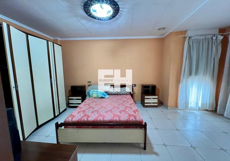 Segunda mano - Apartamento  - Torrevieja - Centro