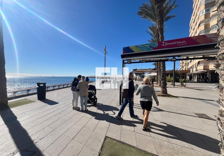 Segunda mano - Apartamento  - Torrevieja - Centro