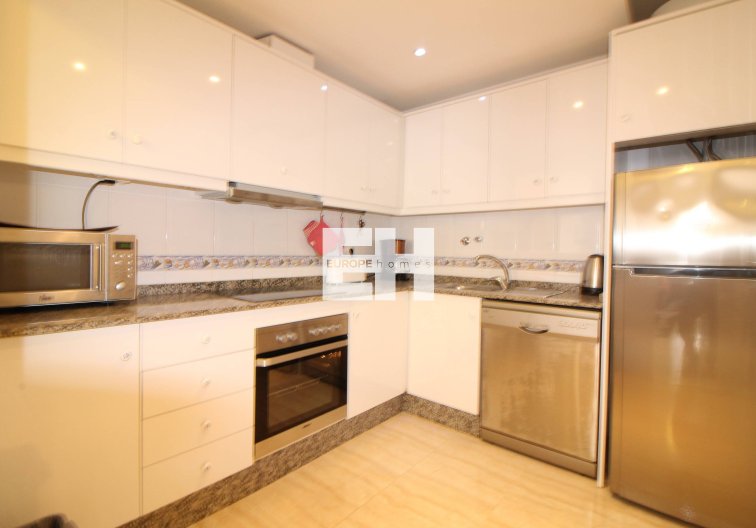 Segunda mano - Apartamento  - Torrevieja - Centro