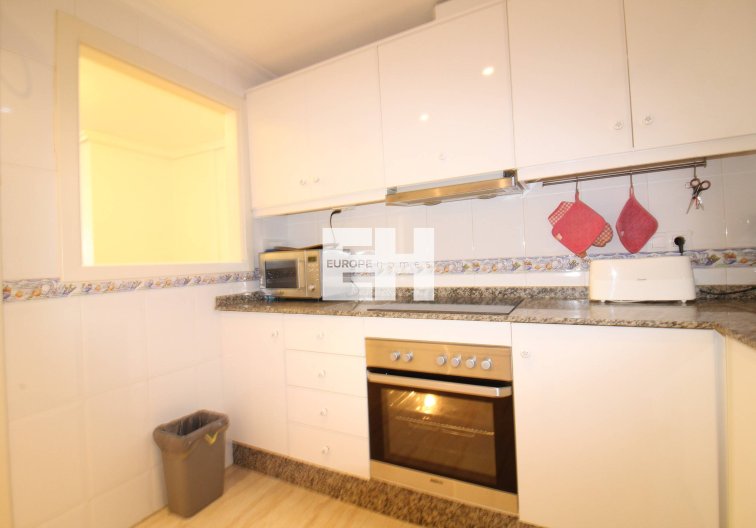 Segunda mano - Apartamento  - Torrevieja - Centro