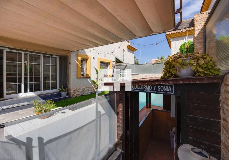 Revente - villa - Los Montesinos - La Herrada