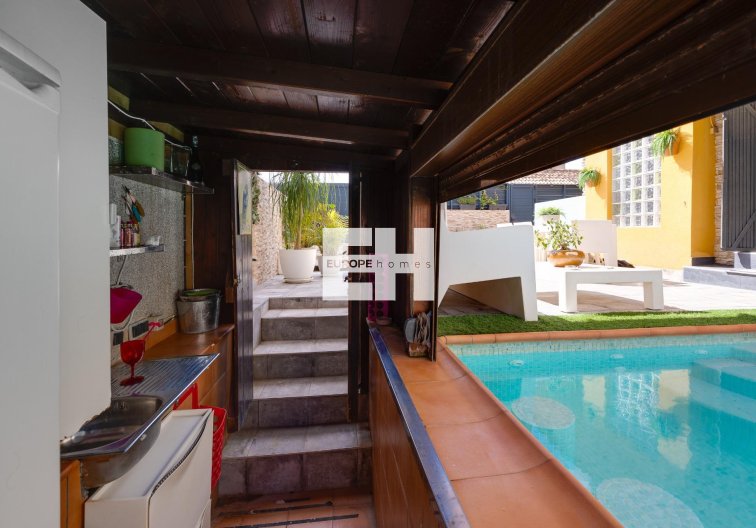 Revente - villa - Los Montesinos - La Herrada