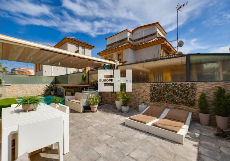 Revente - villa - Los Montesinos - La Herrada