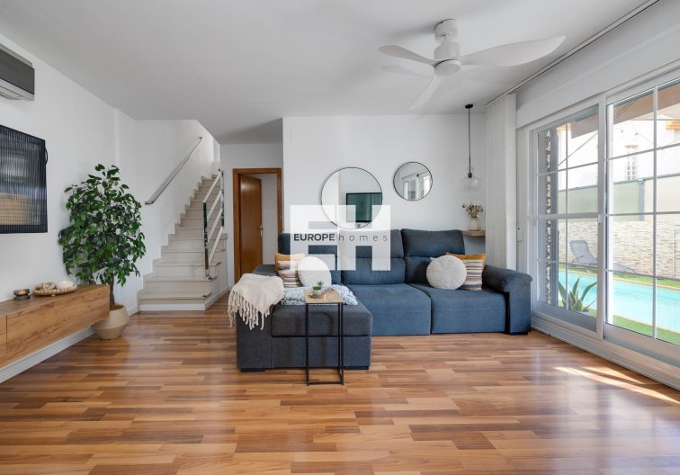 Revente - villa - Los Montesinos - La Herrada