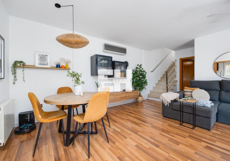 Revente - villa - Los Montesinos - La Herrada