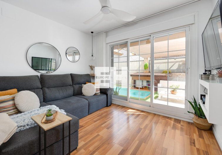 Revente - villa - Los Montesinos - La Herrada