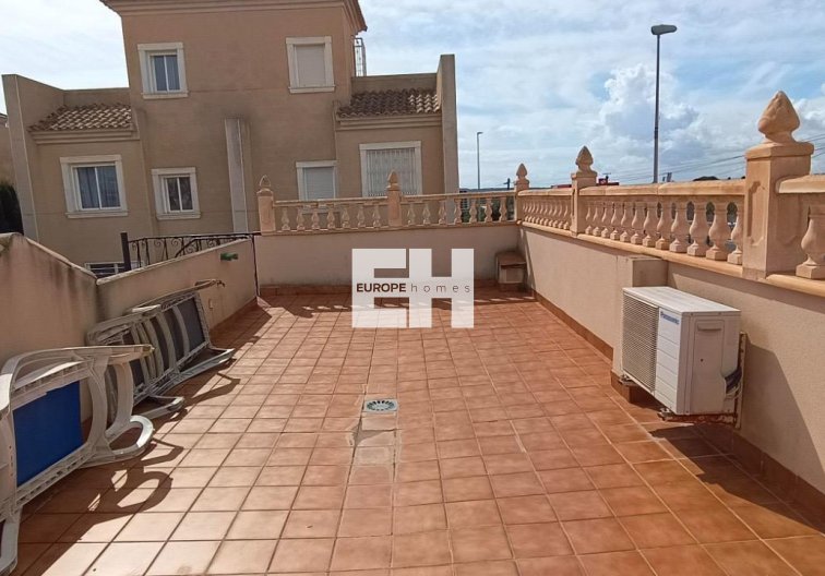 Segunda mano - Semi Detached - Guardamar del Segura - Urbanizaciones