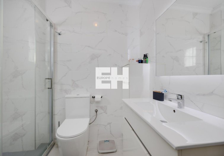 Segunda mano - Atico - Torrevieja - Centro