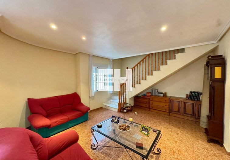 Segunda mano - villa - Torrevieja - Costa Blanca