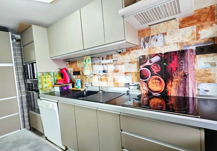 Segunda mano - Apartamento  - Torrevieja - Playa de los Naúfragos