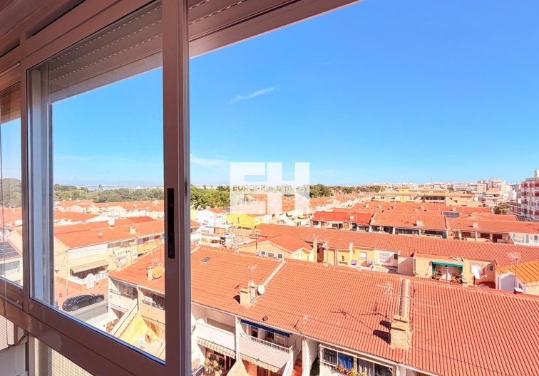 Segunda mano - Apartamento  - Torrevieja - Playa de los Naúfragos