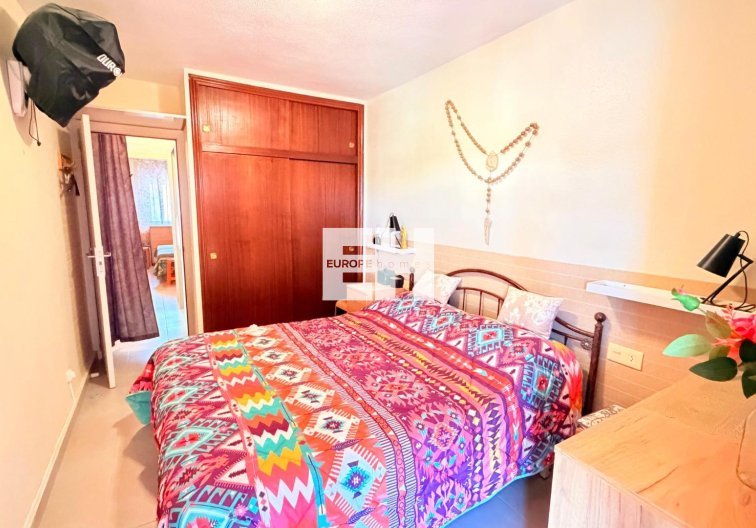 Segunda mano - Apartamento  - Torrevieja - Playa de los Naúfragos