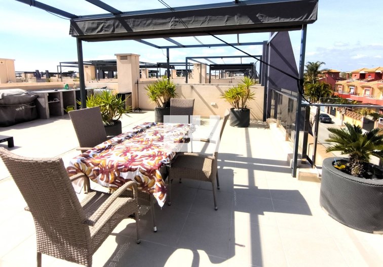 Segunda mano - Apartamento  - Pilar de la Horadada - La Torre De La Horadada