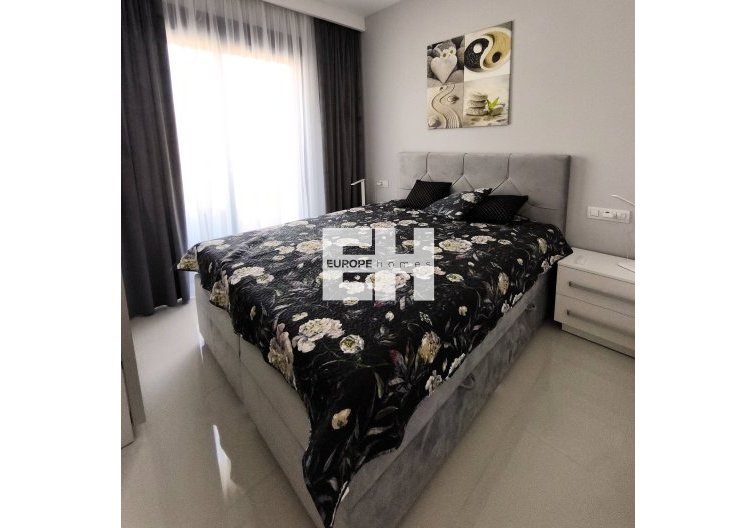 Segunda mano - Apartamento  - Pilar de la Horadada - La Torre De La Horadada