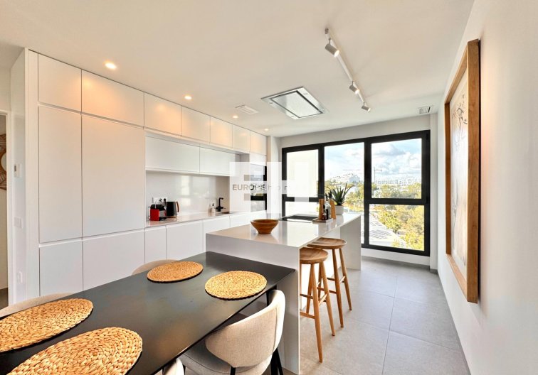 Segunda mano - Apartamento  - Orihuela - Las Colinas Golf